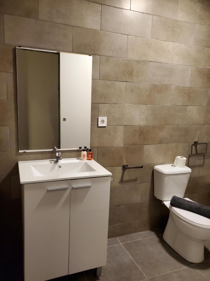 Small And Cozy Rooms - G Valencia Luaran gambar
