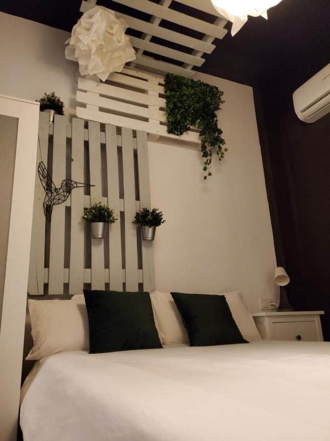 Small And Cozy Rooms - G Valencia Luaran gambar