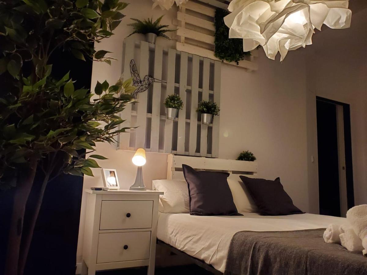 Small And Cozy Rooms - G Valencia Luaran gambar