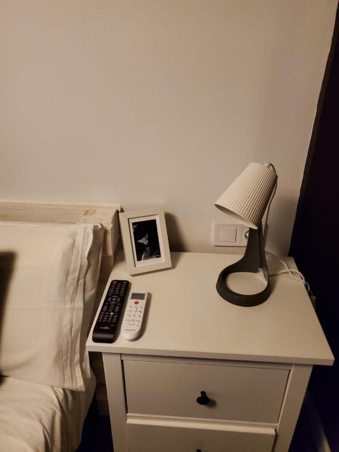 Small And Cozy Rooms - G Valencia Luaran gambar